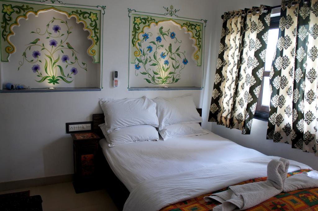 Lassi Guest House Udaipur Ngoại thất bức ảnh